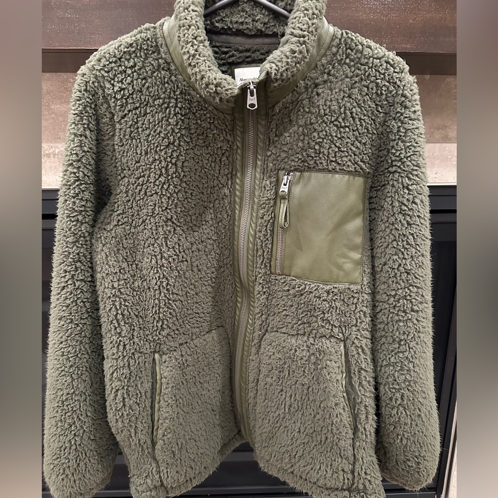 Abercrombie & Fitch Full Zip Teddy M